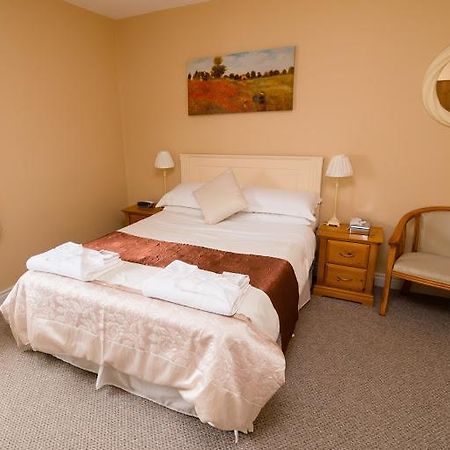 O Neills Bed And Breakfast ディングル エクステリア 写真